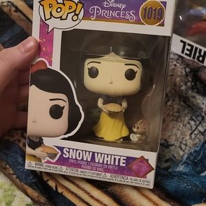 Snow White Funko Pop